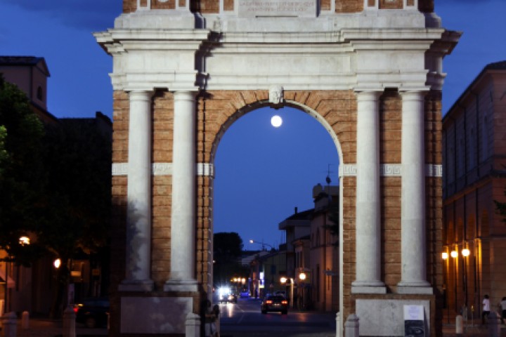 Arco Ganganelli, Santarcangelo di Romagna photos de PH. Paritani