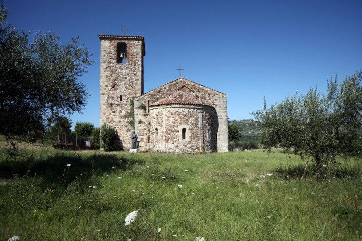 Romanesque church, Verucchio photo by PH. Paritani