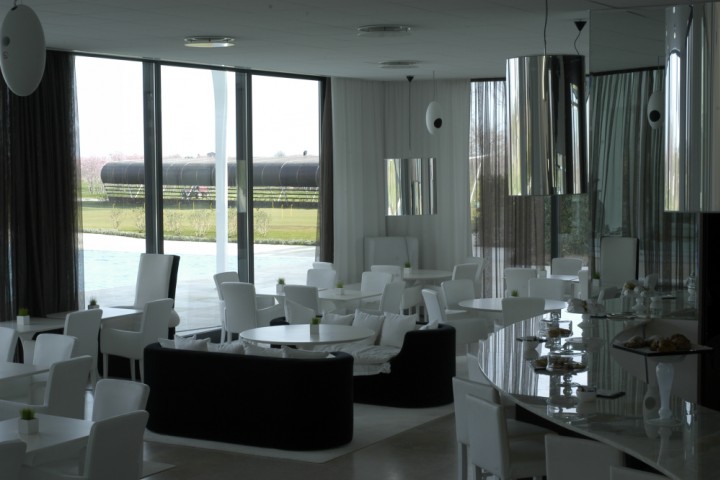 design hotel e ristorante photo by Archivio Provincia di Rimini