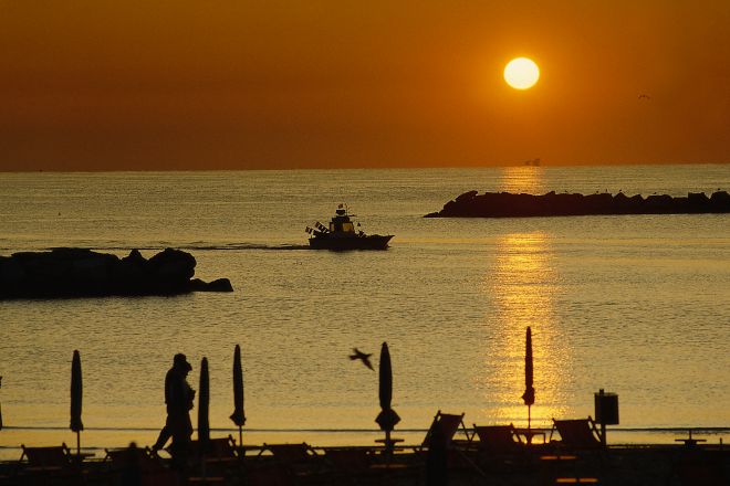 Bellaria Igea Marina, alba sul mare photos de E. Salvatori