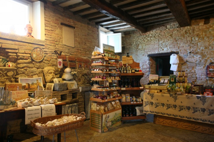 Typical products, Mondaino photo by PH. Paritani