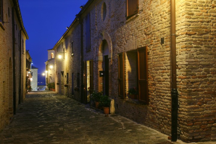 View of the historic centre, Montegridolfo photo by PH. Paritani