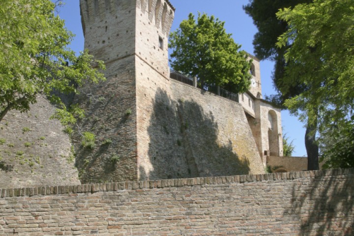 Ancient city walls, Montegridolfo photo by PH. Paritani