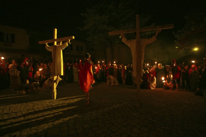 Via Crucis, Montegridolfo foto di PH. Paritani