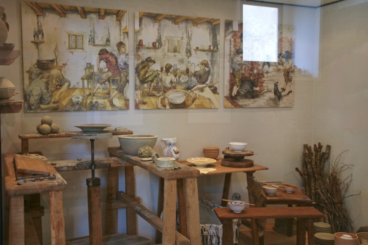 Mostra maioliche, Mondaino foto di PH. Paritani