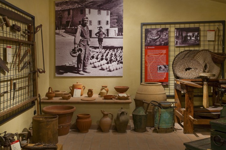 Museo etnografico, Valliano di Montescudo foto di PH. Paritani