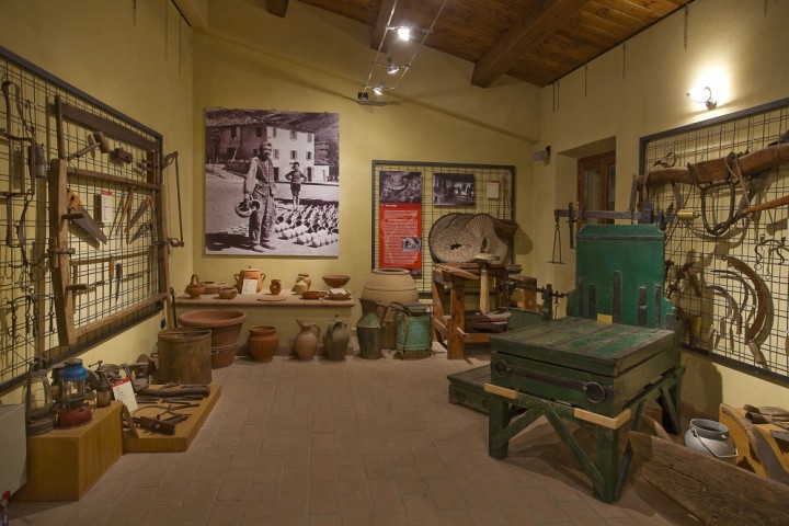 Museo etnografico, Valliano di Montescudo foto di PH. Paritani