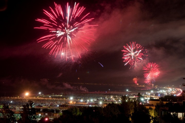 La Notte Rosa, fuochi d'artificio foto di R. Gallini