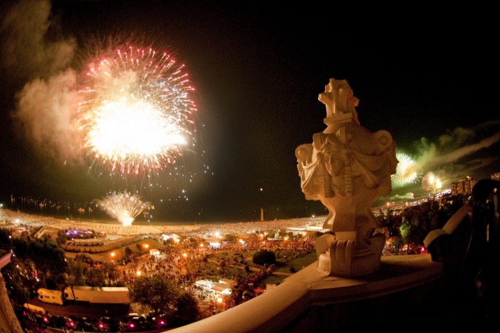 La Notte Rosa, fuochi d'artificio, Rimini foto di R. Gallini