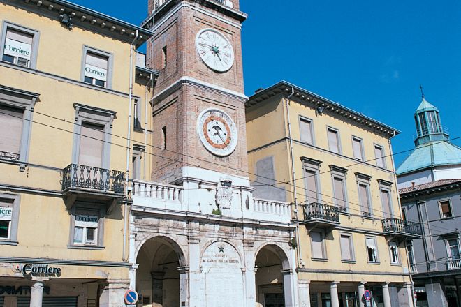 Piazza Tre Martiri photos de L. Fabbrini