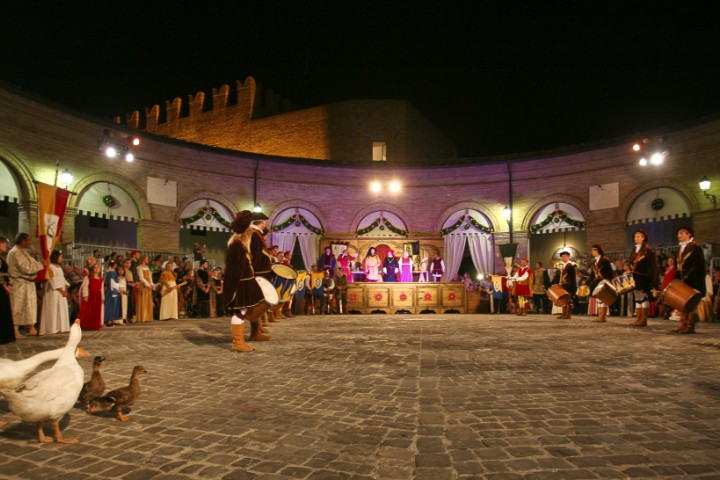 Palio del Daino, Mondaino photo by PH. Paritani