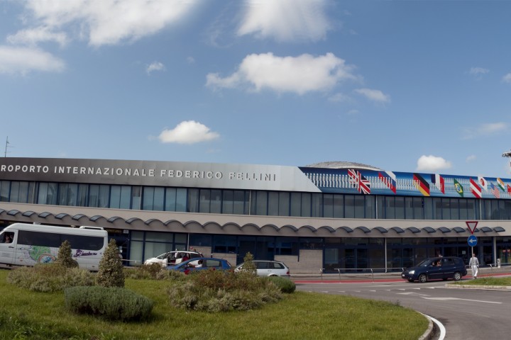 Aeroporto Federico Fellini, Rimini photos de R. Gallini