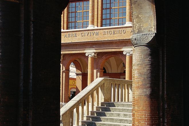 Piazza Cavour photos de L. Bottaro