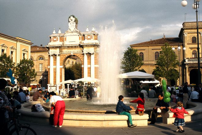 Arco Ganganelli, piazza Ganganelli, Santarcangelo di Romagna foto di F. Sancisi