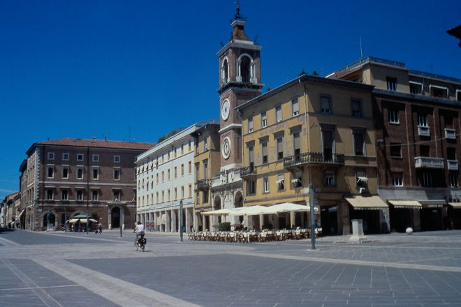 Piazza Tre Martiri photos de F. Sancisi
