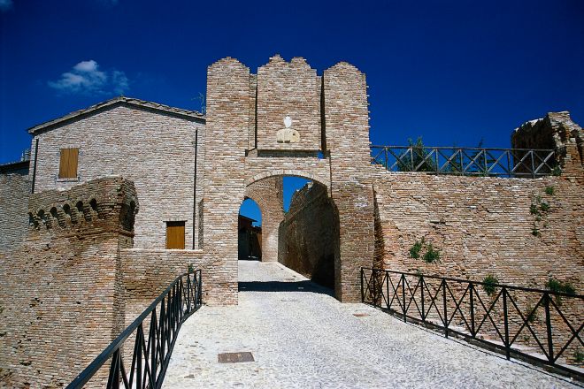 Porta di ingresso, Coriano photos de Archivio Provincia di Rimini