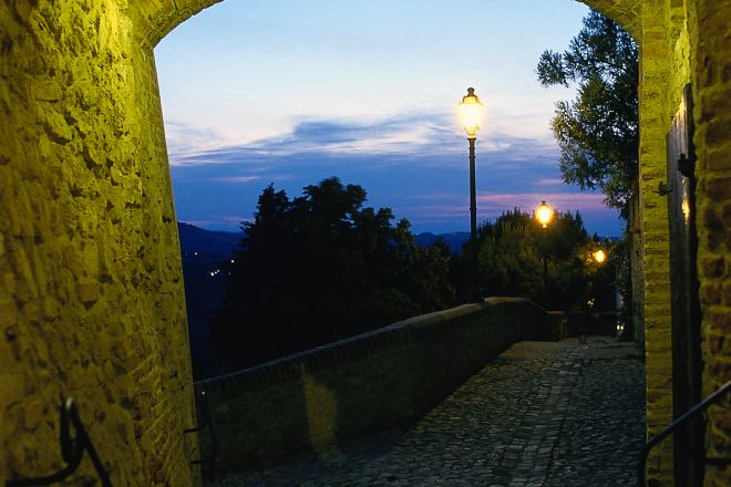 Sant'Agostino gate, Verucchio photo by T. Mosconi