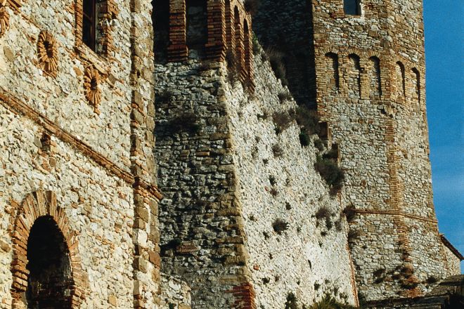 ancient wall, Torriana photo by Archivio Provincia di Rimini