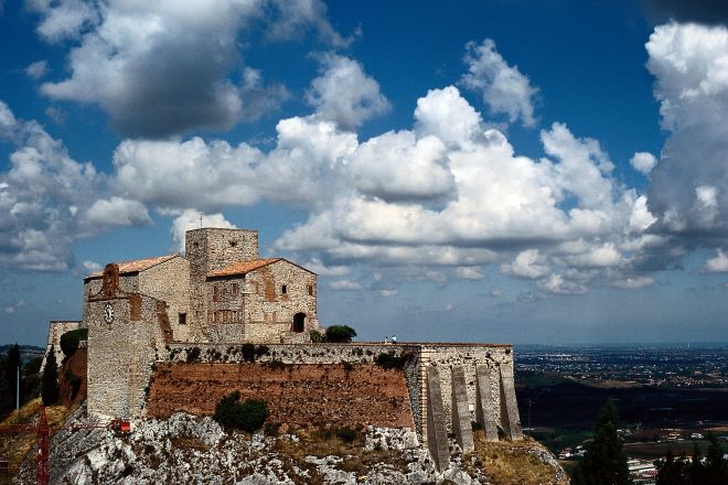 Verucchio, Malatesta Fortress known as “Sasso Fortress” photo by E. Salvatori