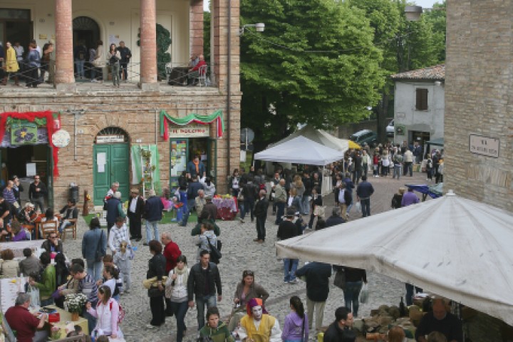 Spring festival, Saludecio photo by PH. Paritani