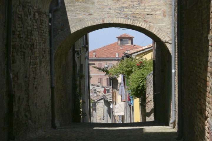 Vie del paese, Saludecio Foto(s) von PH. Paritani