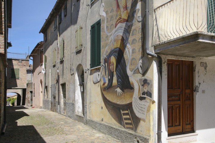 Murales nel borgo, Saludecio Foto(s) von PH. Paritani