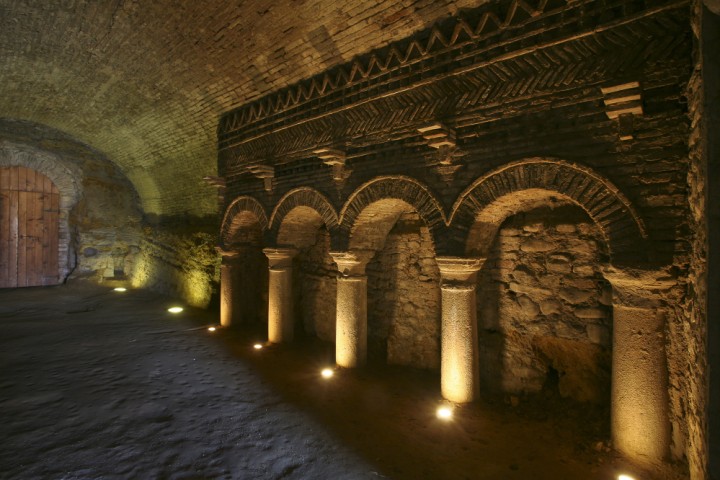 Grotte tufacee, Santarcangelo di Romagna foto di PH. Paritani