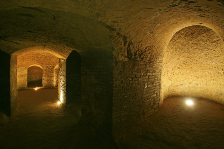 Grotte tufacee, Santarcangelo di Romagna foto di PH. Paritani