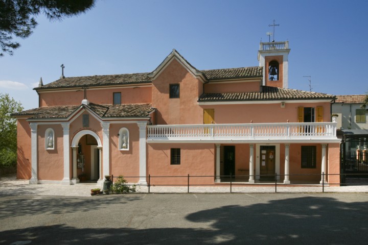 Santuario della Madonna di Bonora, Montefiore Conca photos de PH. Paritani