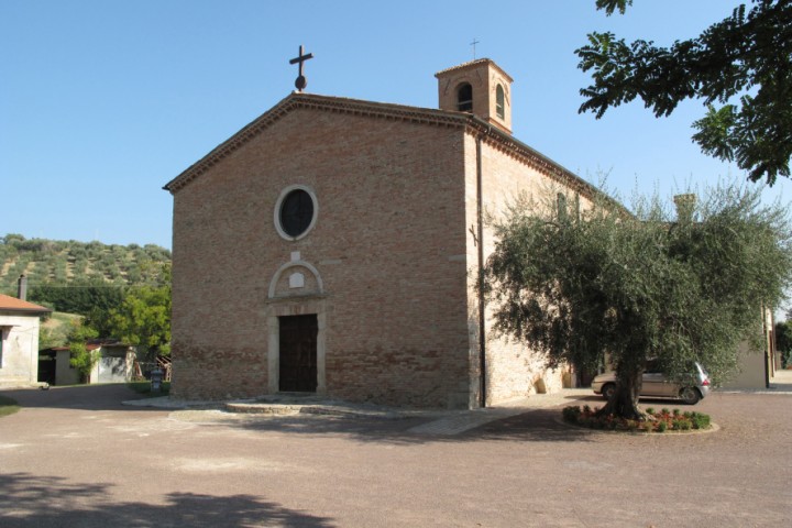 Sanctuary of Valliano, Montescudo photo by PH. Paritani