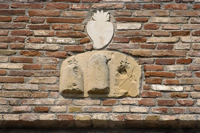 Stemma dei Sassatelli photos de T. Mosconi