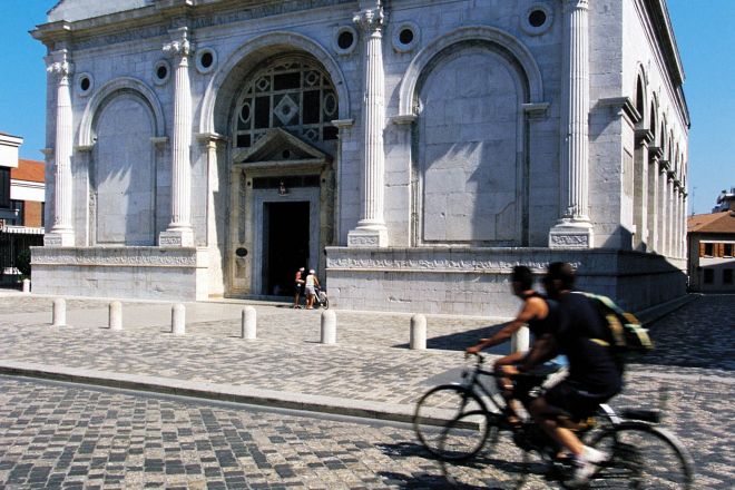 Tempio Malatestiano, Rimini foto di E. Salvatori