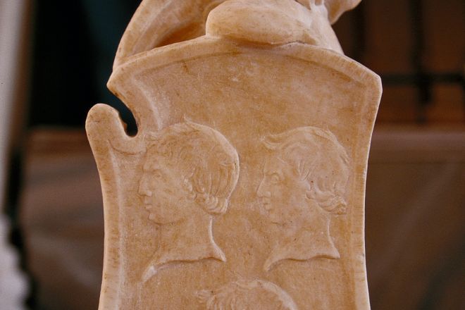 Tempio Malatestiano, particolare, Rimini foto di E. Salvatori