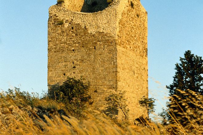 Tower, Torriana photo by T. Mosconi