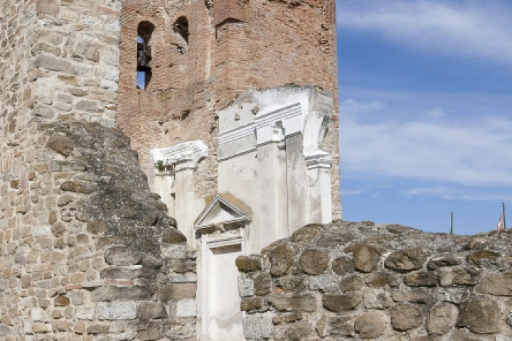 Trarivi, Montescudo photo by PH. Paritani