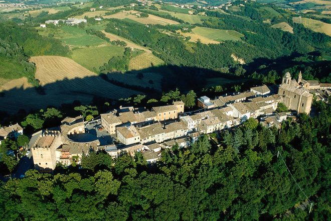 Mondaino, panorama Foto(s) von T. Mosconi