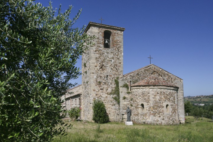 Romanesque church, Verucchio photo by PH. Paritani