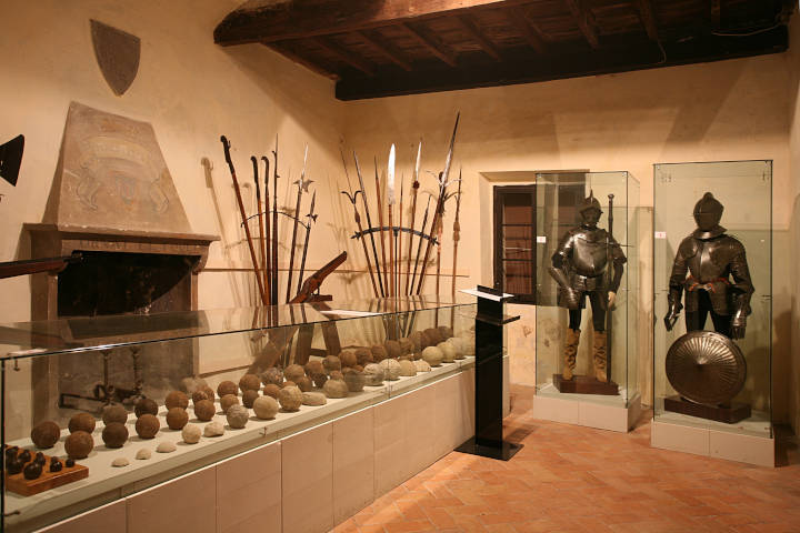 Malatesta Fortress, Verucchio photo by PH. Paritani