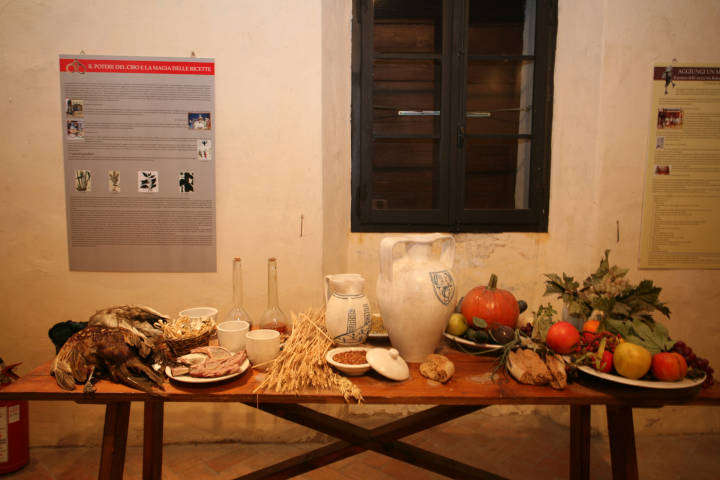 Typical products in the Malatesta fortress, Verucchio photo by PH. Paritani