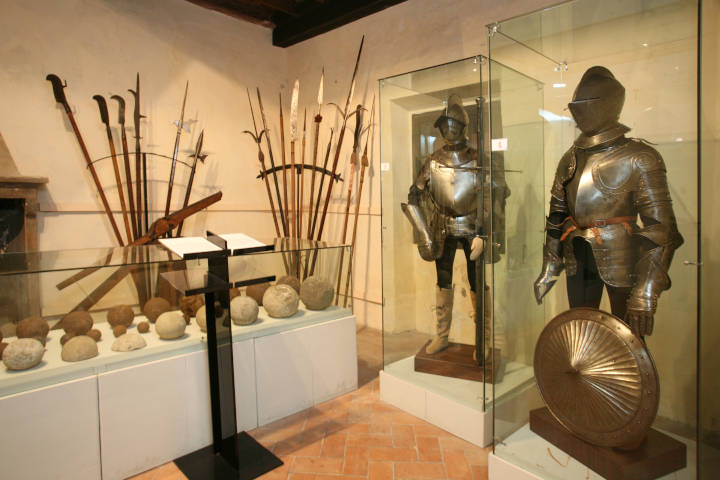 Malatesta Fortress, Verucchio photo by PH. Paritani