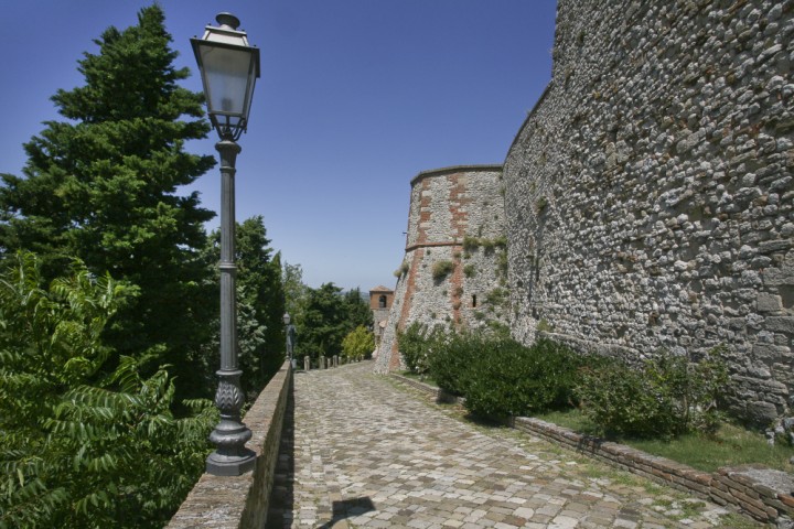 Malatesta Fortress, Verucchio photo by PH. Paritani