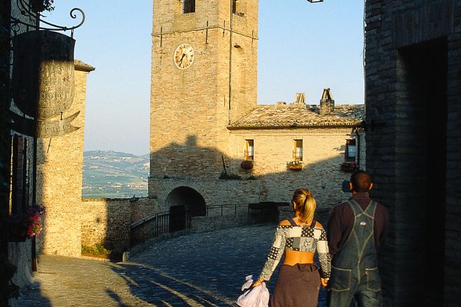 Vie del centro Foto(s) von T. Mosconi