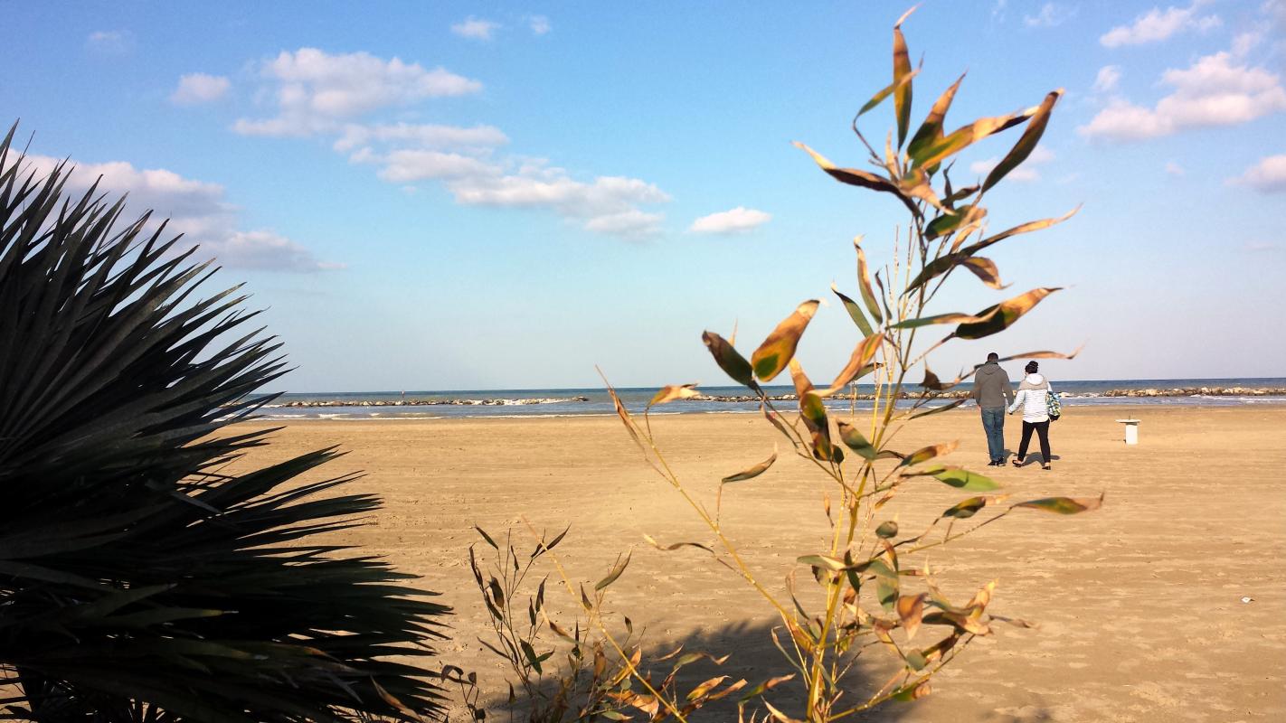 Rimini, la spiaggia in inverno foto di autore sconosciuto
