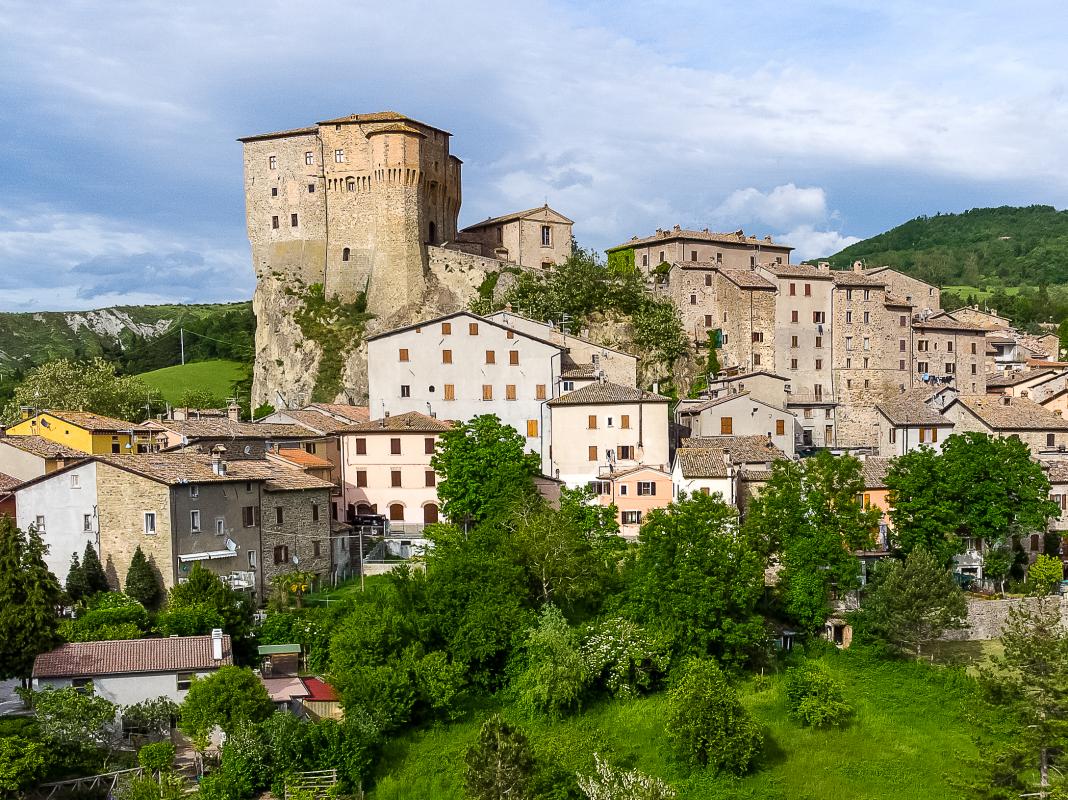Sant'Agata Feltria | panorama foto di autore sconosciuto