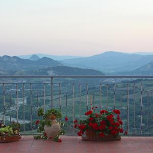 Verucchio, vista sulla Valmarecchia