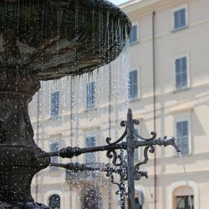 Novafeltria | piazza e fontana